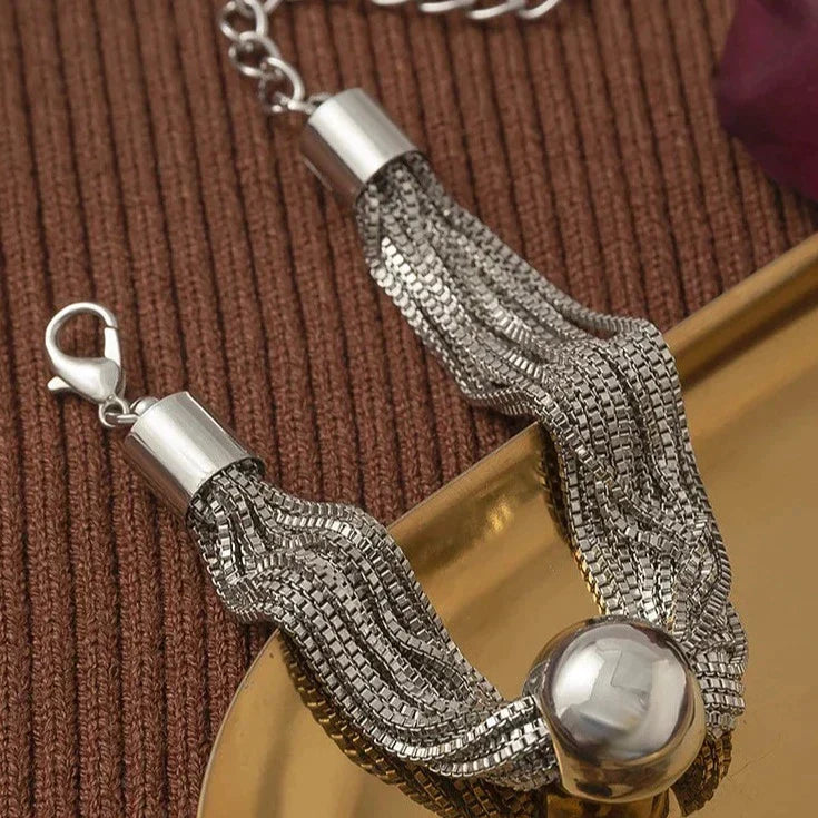 Eternal Radiance Stylish Necklace