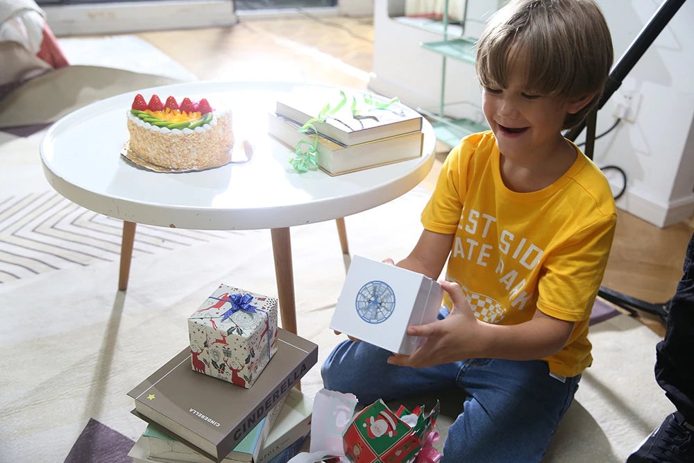 Bouncing Orb: The Ultimate Interactive Flying Toy