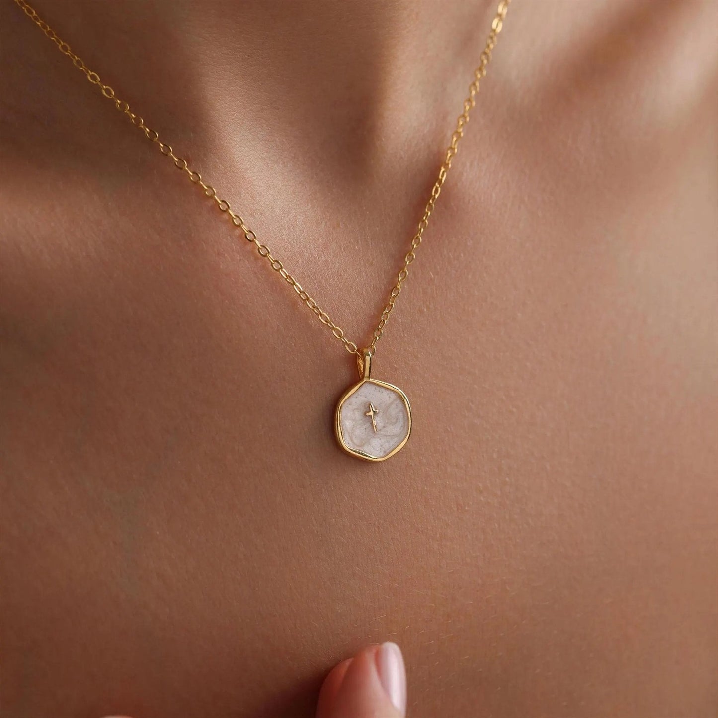 Elegant Gold Necklace with Cross Pendant and Pearl Finish