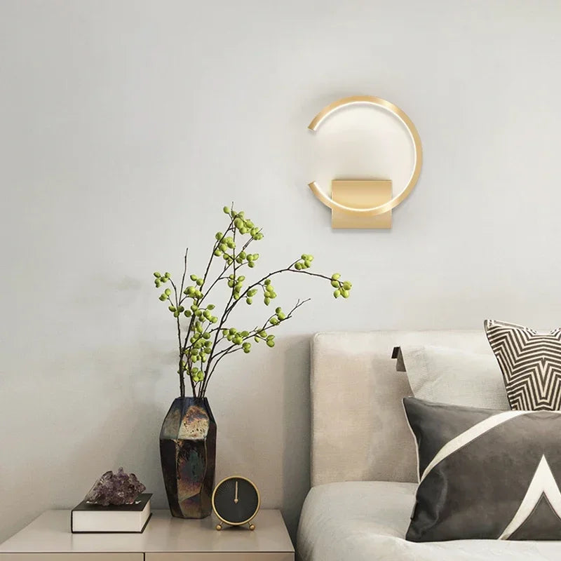 Modern LED Wall Light in C-Shape | Minimalist Indoor Lighting for Living Room, Bedroom & Hallway