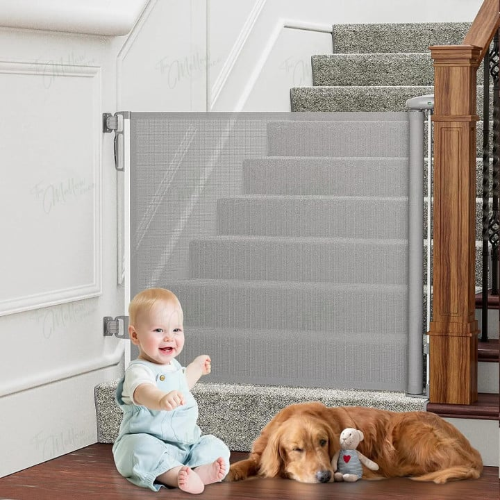 Extendable Safety Barrier for Children and Pets – Fits Up to 140 cm