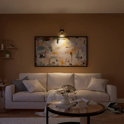 Versatile Magnetic Wall Light with Dimming Functionality