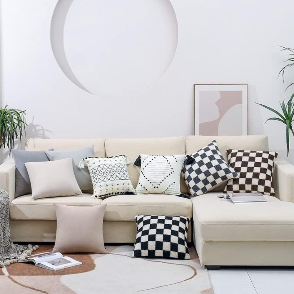 Cozy Checkered Faux Fur Cushion Cover