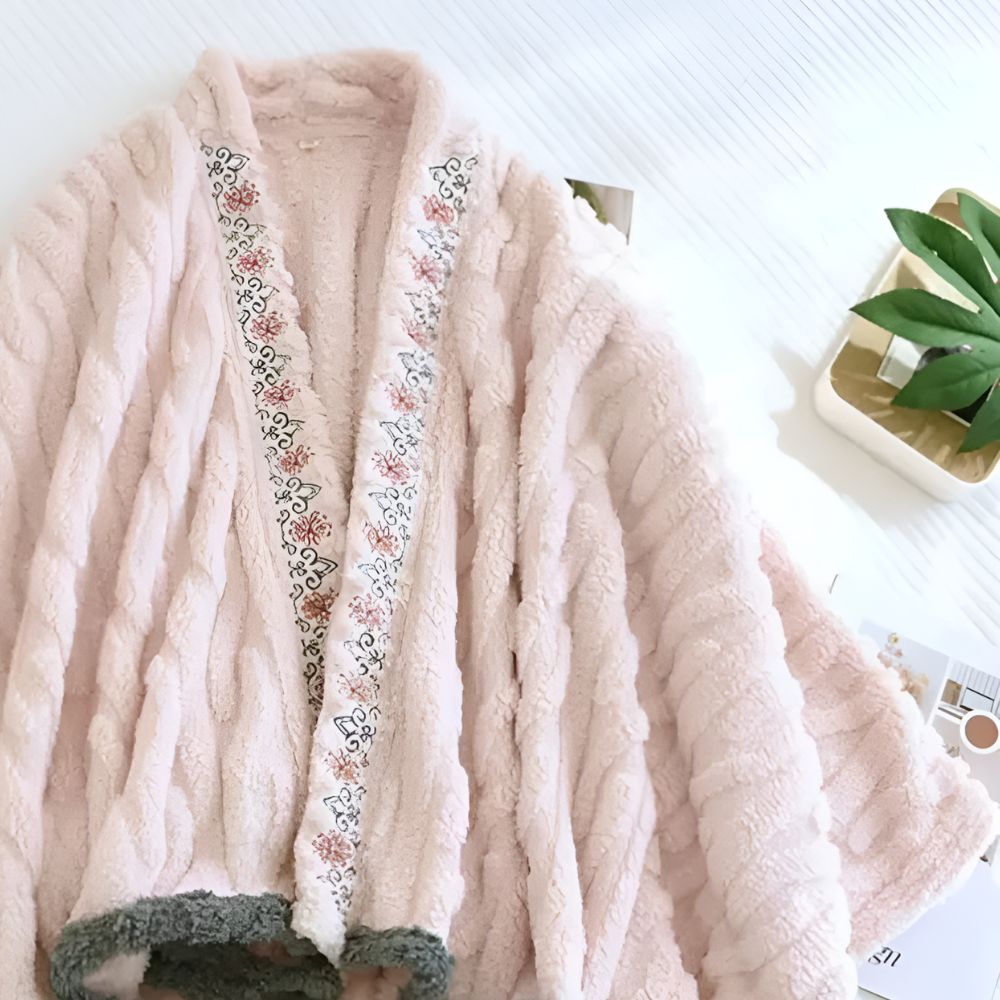 Luxurious Embroidered Fleece Wrap for Cozy Elegance