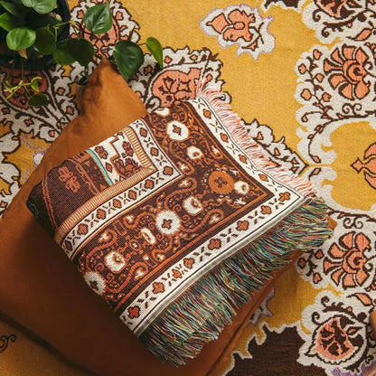 Cozy Artisan-Inspired Throw Blanket for Every Occasion