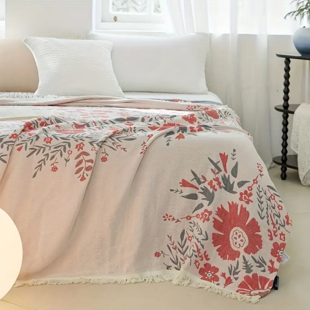 Chic Floral Reversible Cotton Throw for All Seasons