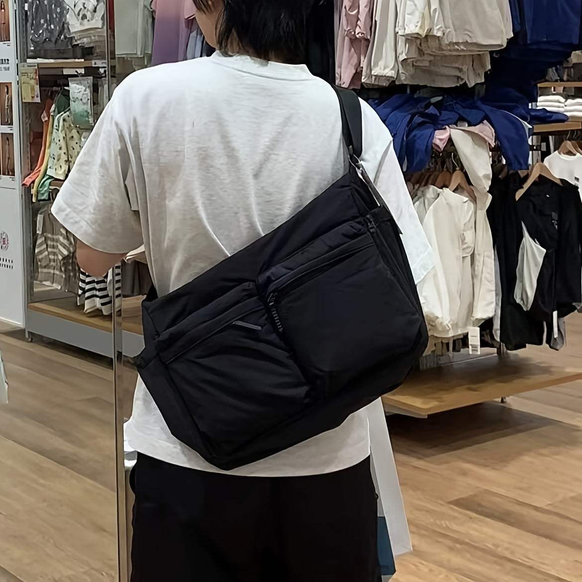 VersatileCarry - Roomy Crossbody Bag for Every Occasion