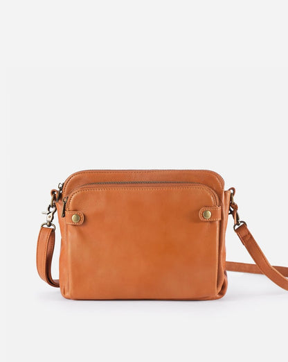 Sleek Leather Crossbody Bag for Everyday Essentials