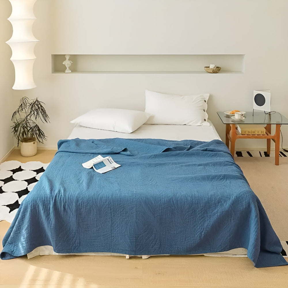 Cozy Leaf Design Cotton Throw Blanket
