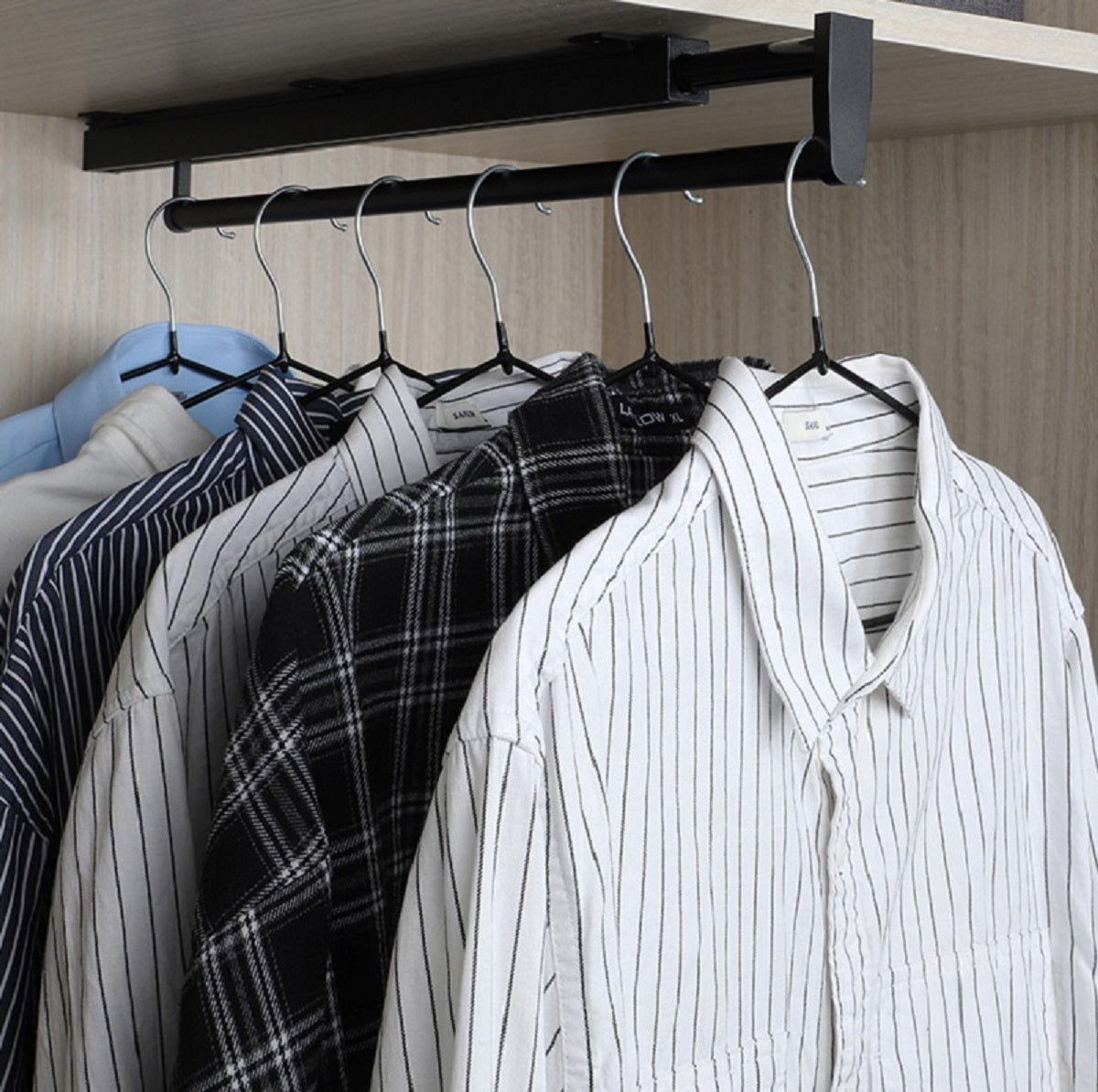 Retractable Closet Clothes Hanger Rod