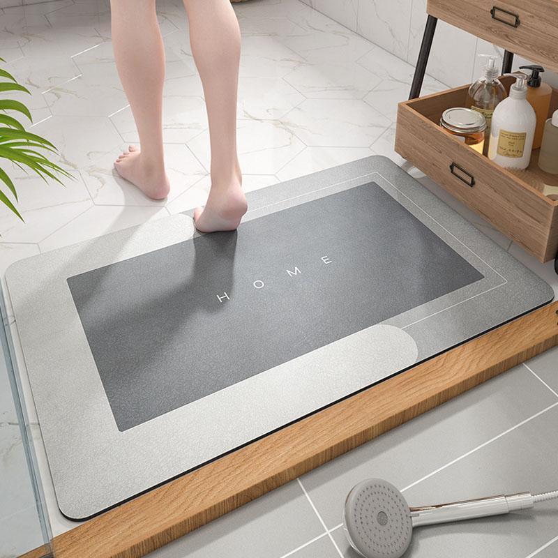 Quick-Drying Bath Mat Made of Absorbent Microfiber