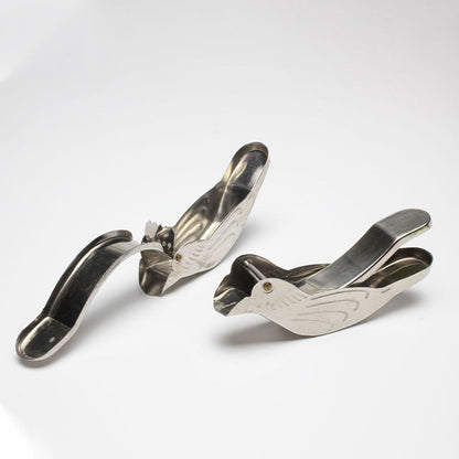 Handheld Juicer in Bird Design