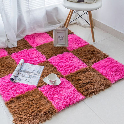 Interlocking Shag Carpet Tiles in Color Block Design – Modern Floor Covering