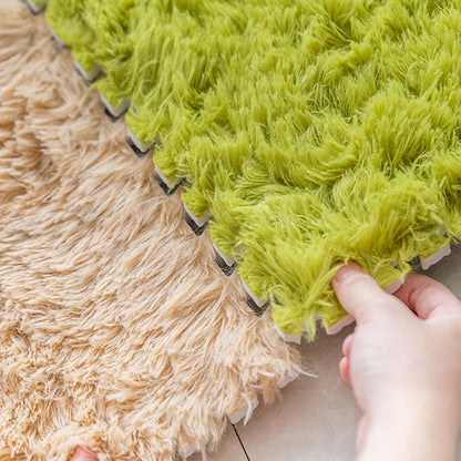 Interlocking Shag Carpet Tiles in Color Block Design – Modern Floor Covering