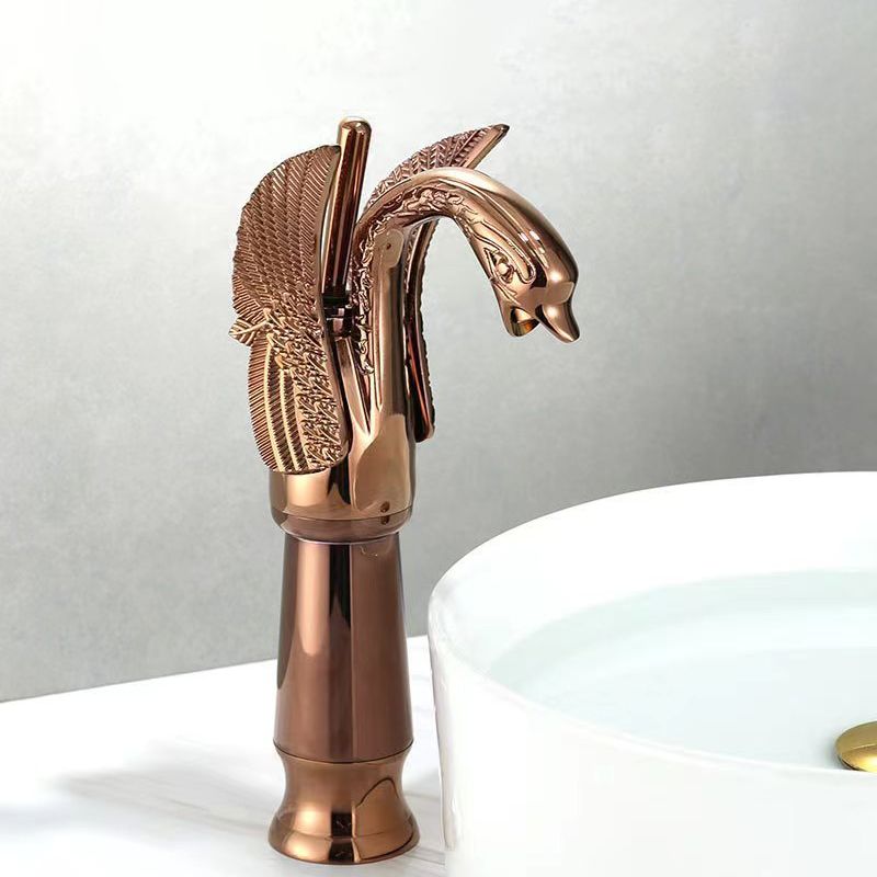 Brass Bathroom Sink Faucet with Single Handle for Hot and Cold Water