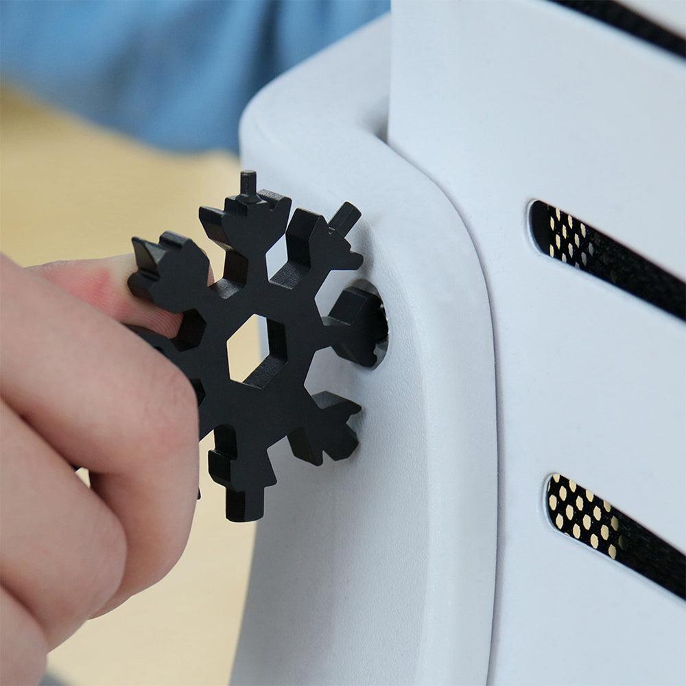Multi-tool Snowflake Set with 18 Functions – Perfect Gift