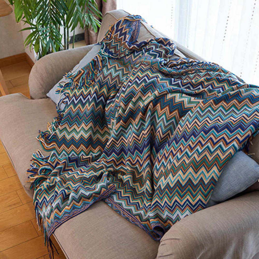 Vibrant Geometric Tasseled Throw Blanket for All Seasons