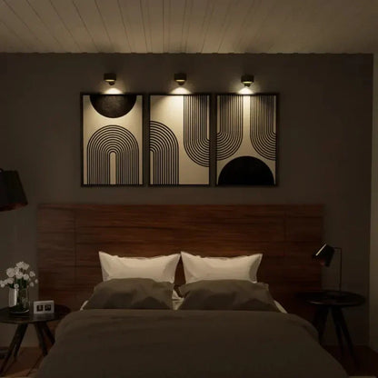 Versatile Magnetic Wall Light with Dimming Functionality