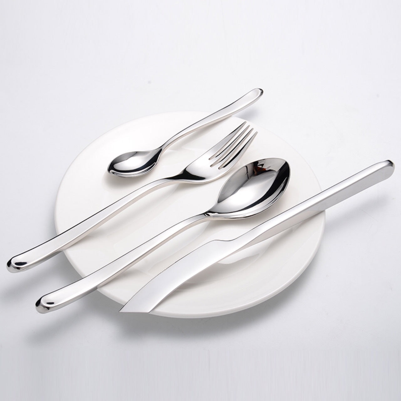 Classic Dining Collection – Elegant Cutlery Set
