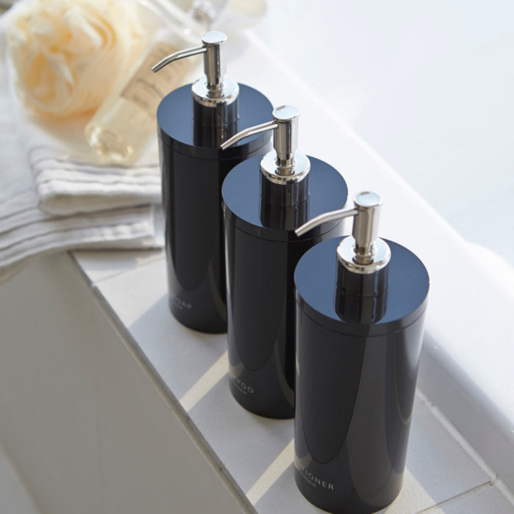 Bundle of Round Shower Dispensers for Bath Use
