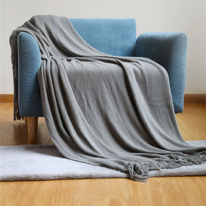 Chic Textured Blanket with Stylish Tassels