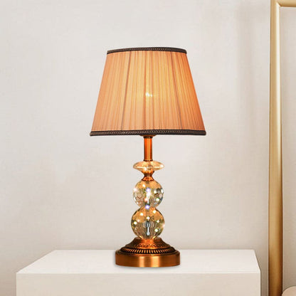 Chiseled Crystal Table Lamp – Elegant Lighting Fixture