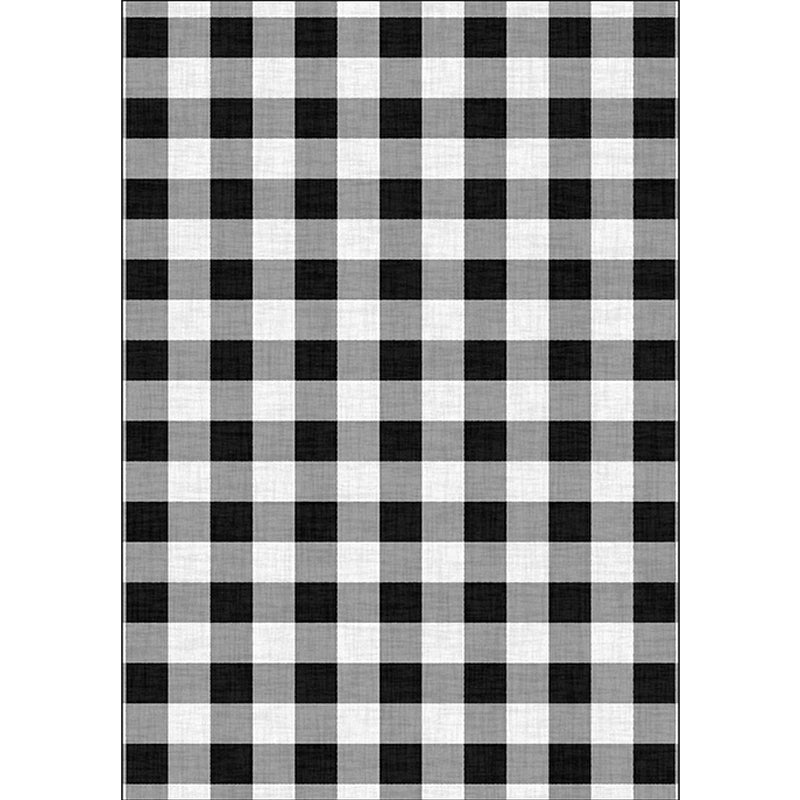 Modern Checkered Pattern Rug in Black and White – Washable Polyester, Stain Resistant