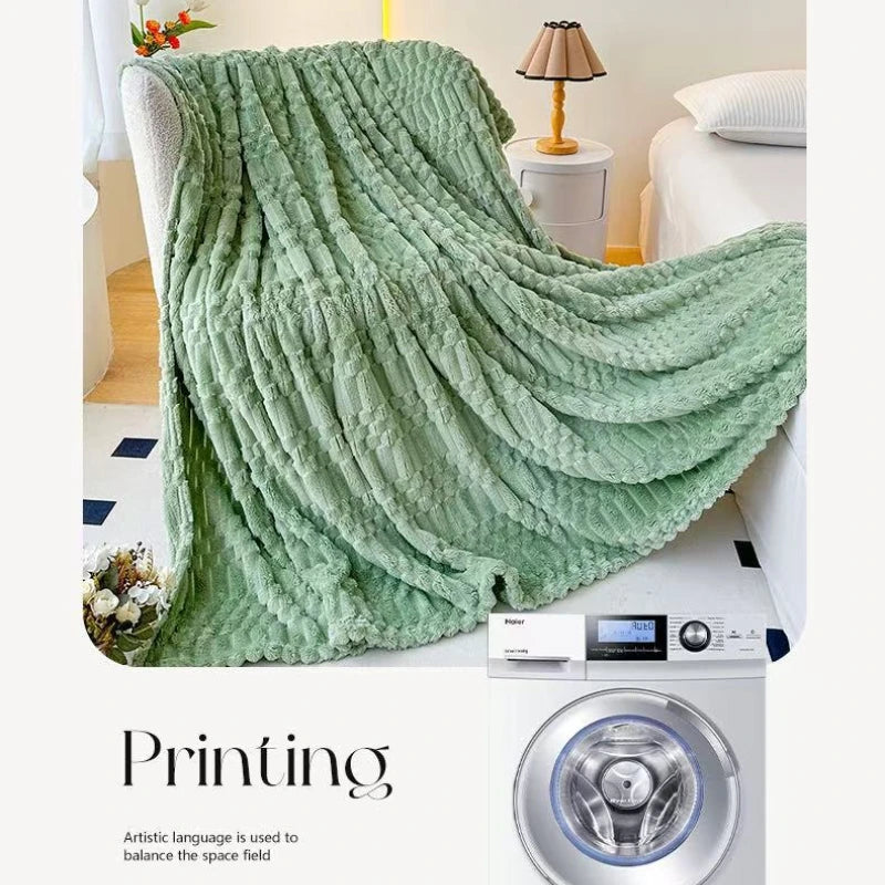 Cozy Fleece Blanket – Soft Milk Velour Throw for Sofa, Bed & Nursery