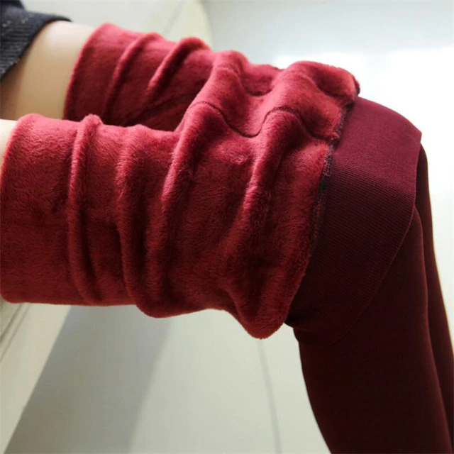 Winter Warmth: Luxe Fleece-Lined Leggings for Women