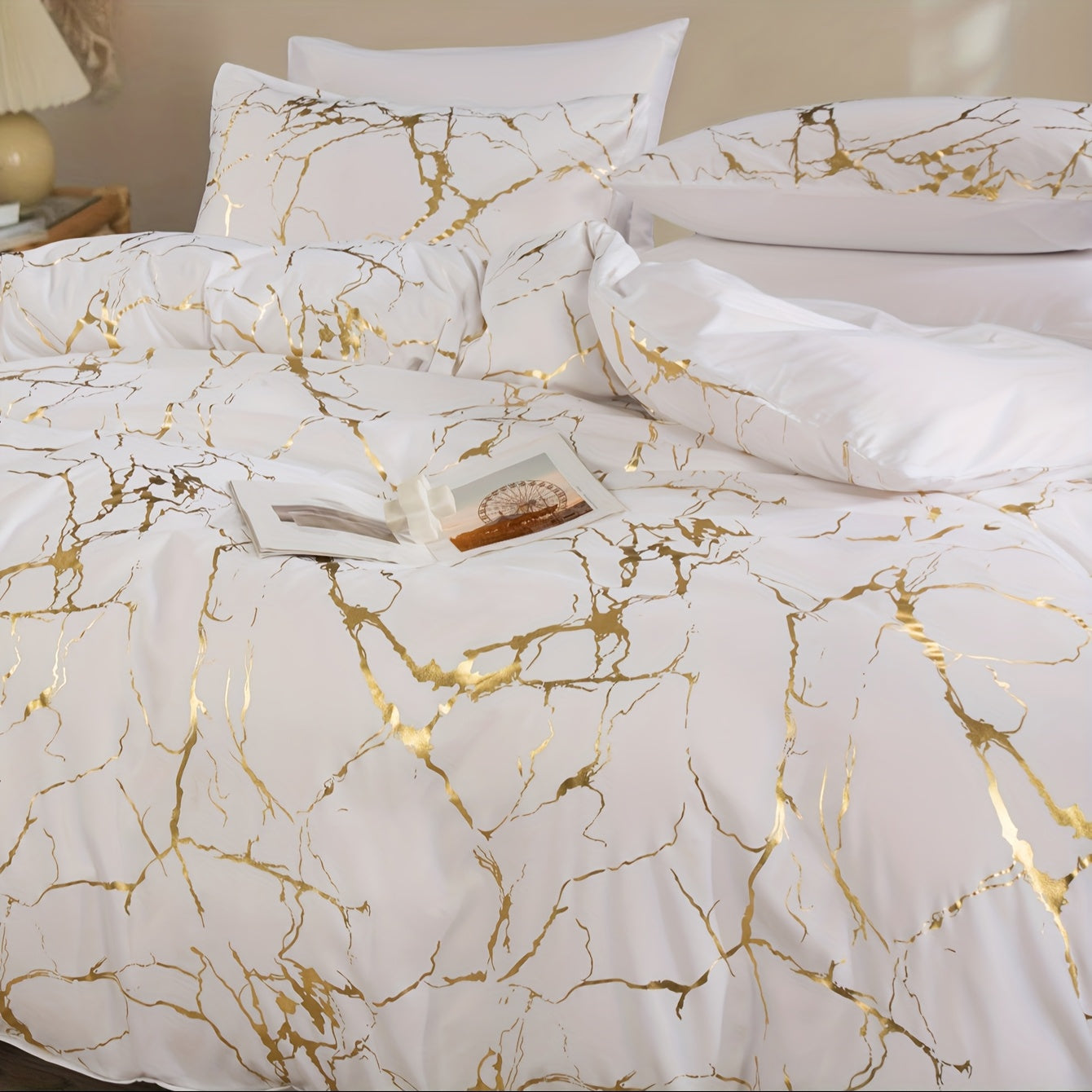 Modern Design Quilt Cover Set – Stylish Bedding Ensemble