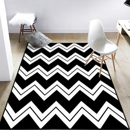 Washable Chevron Pattern Area Rug in Black and White with Non-Slip Backing