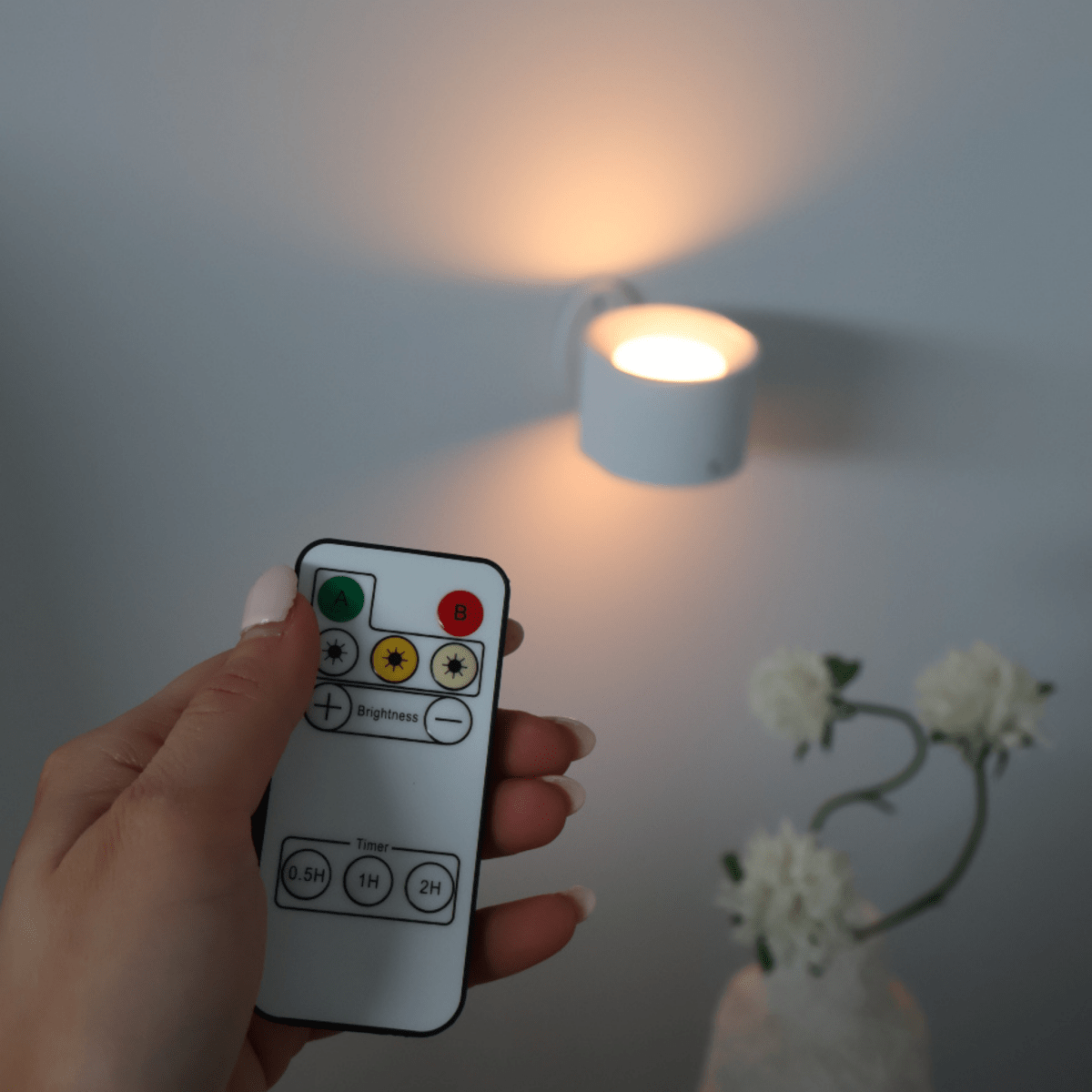 Wireless LED Wall Light
