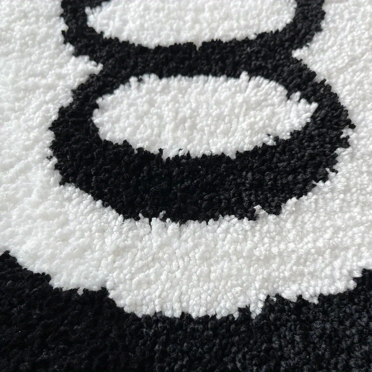 Playful 8-Ball Round Mat – Stylish Non-Slip Rug for Any Room