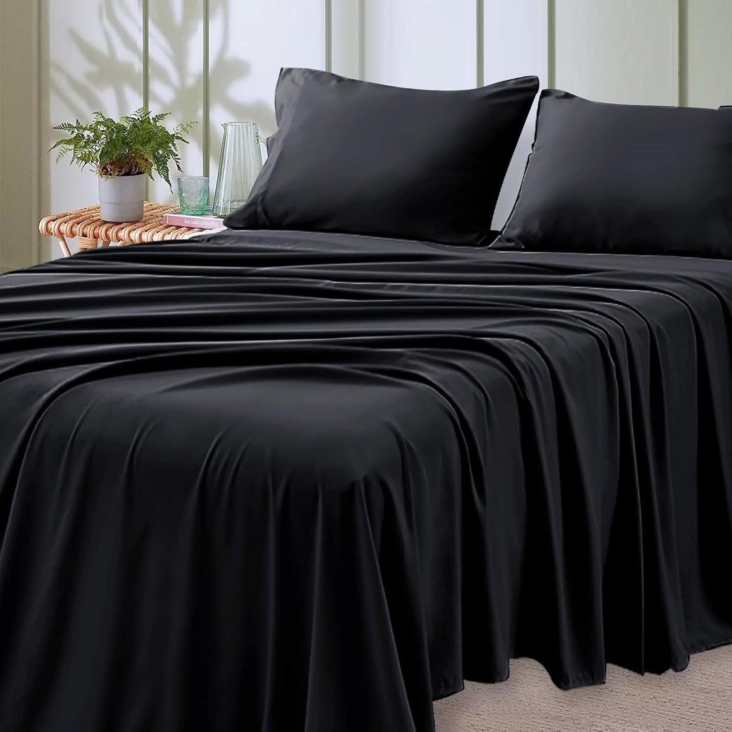 Queen Size Bed Sheet Set - 4 Pieces, Soft Cooling, 14" Deep Pocket, Fade & Shrink Resistant