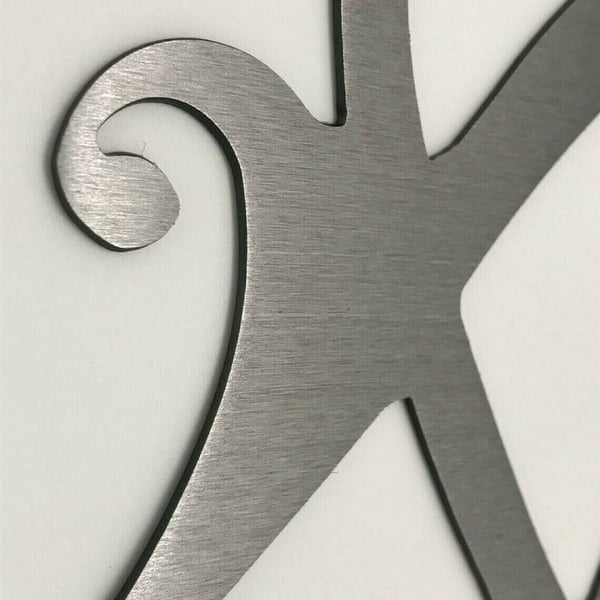 Eternal Love Symbol Iron Wall Sculpture – Infinity Heart Decor