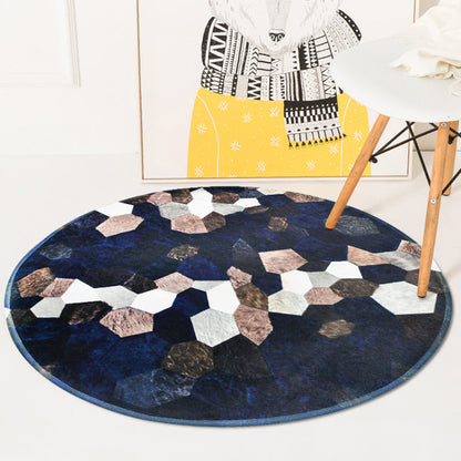 Machine Washable Geometric Pattern Carpet – Black Polyester, Pet-Friendly, Non-Slip