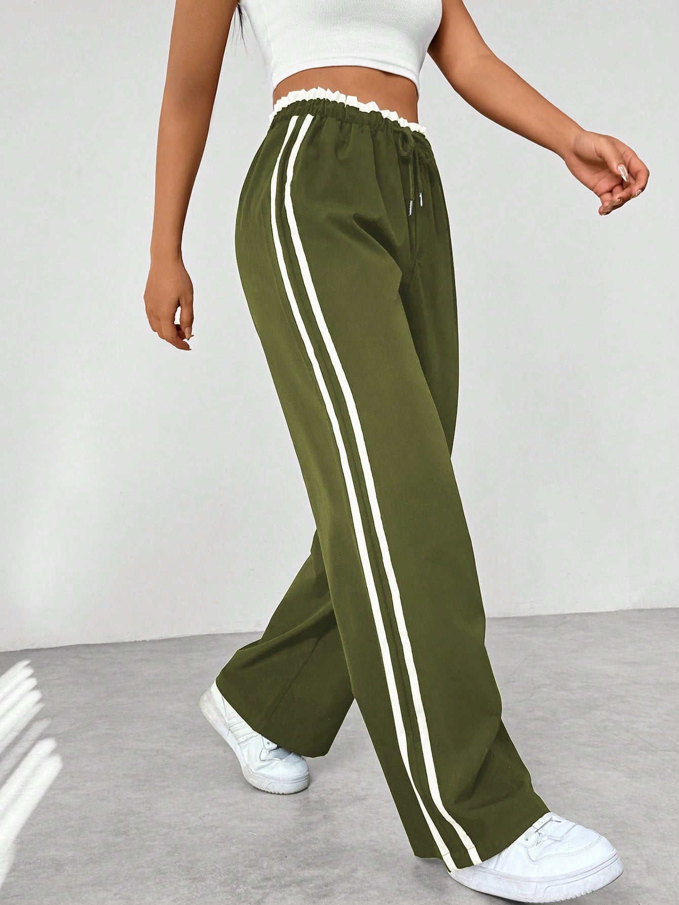 Stylish Wide-Leg Sports Pants