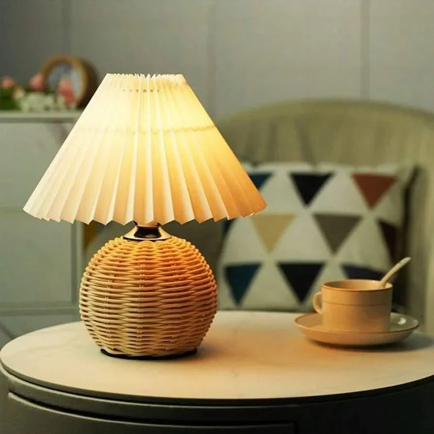 Natural Weave Table Light for Inviting Atmospheres