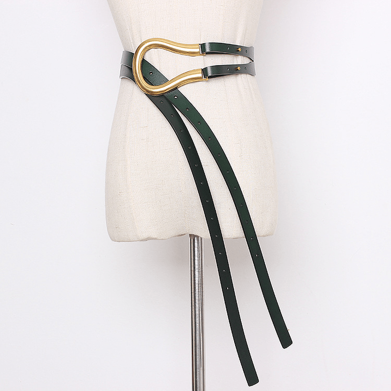 Large U-Shaped Belt with Curved Metal Horseshoe Buckle
