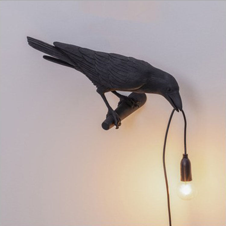 Creative Bird-Shaped Resin Table Lamp for Bedroom Nightstand Decoration