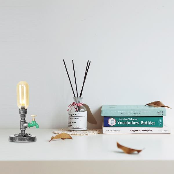 Clear Glass Table Lamp with Circular Shade – Stylish Lighting Fixture