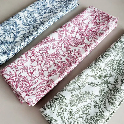 Charming 18-Inch Floral Cotton Table Placemat for Every Occasion