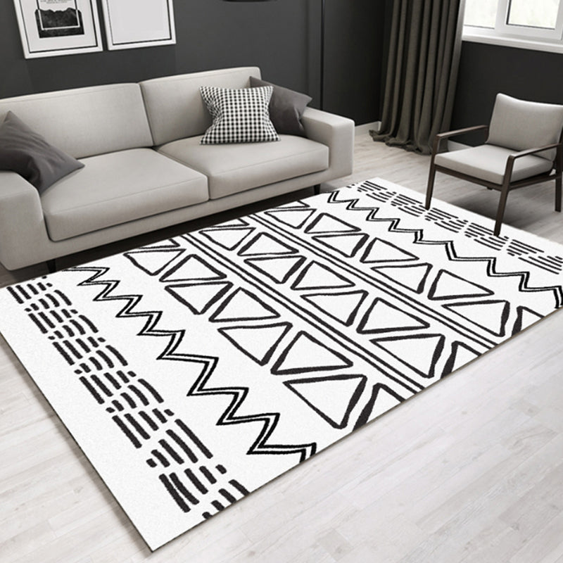 Modern Triangle Area Rug in Multicolor - Machine Washable for Living Room