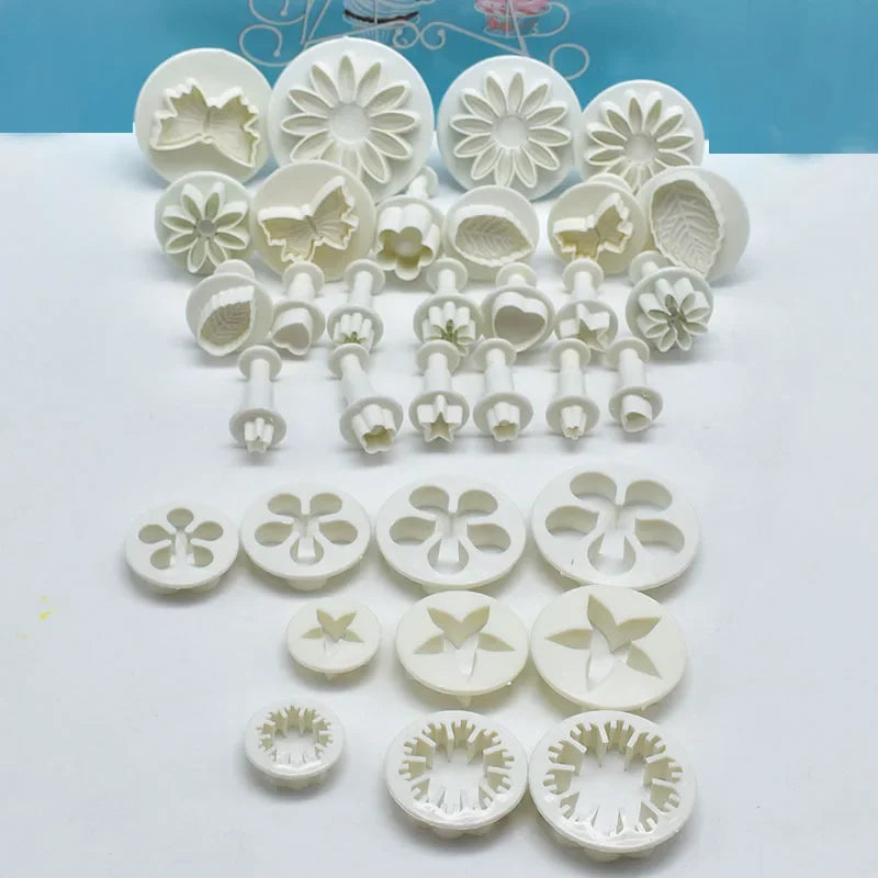 33-Piece Fondant Cutter Set for 3D Cookie and Cake Decoration Tools