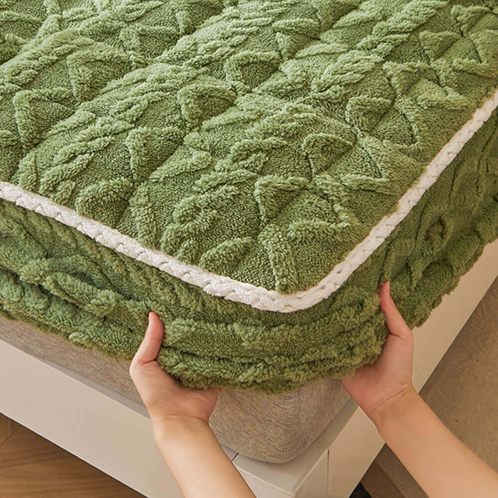Washable Plush Fitted Mattress Protector