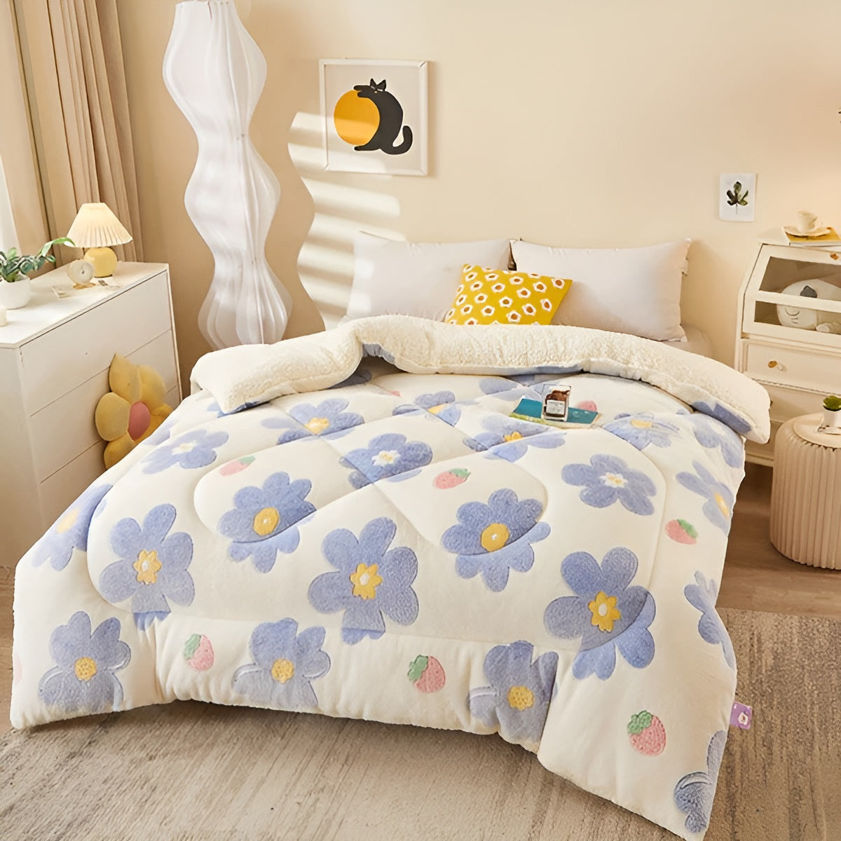 Floral Design Flannel Bed Blanket | Soft, Cozy, Skin-Friendly & Easy Care