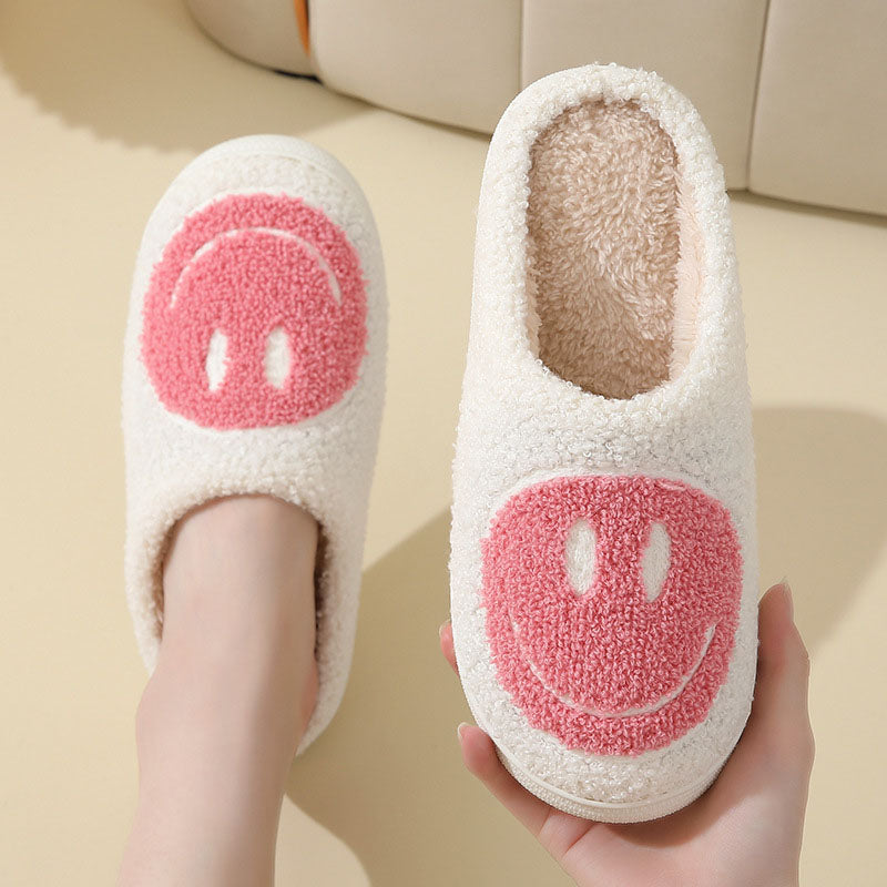 Unisex Slippers with Smiley Pattern – Soft and Cozy
