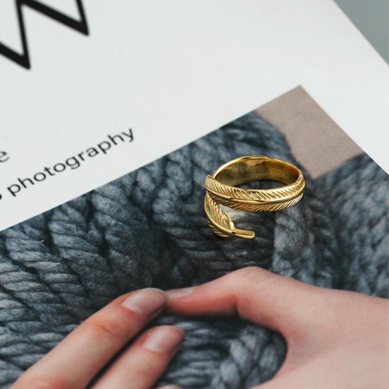 Versatile Golden Feather Adjustable Ring