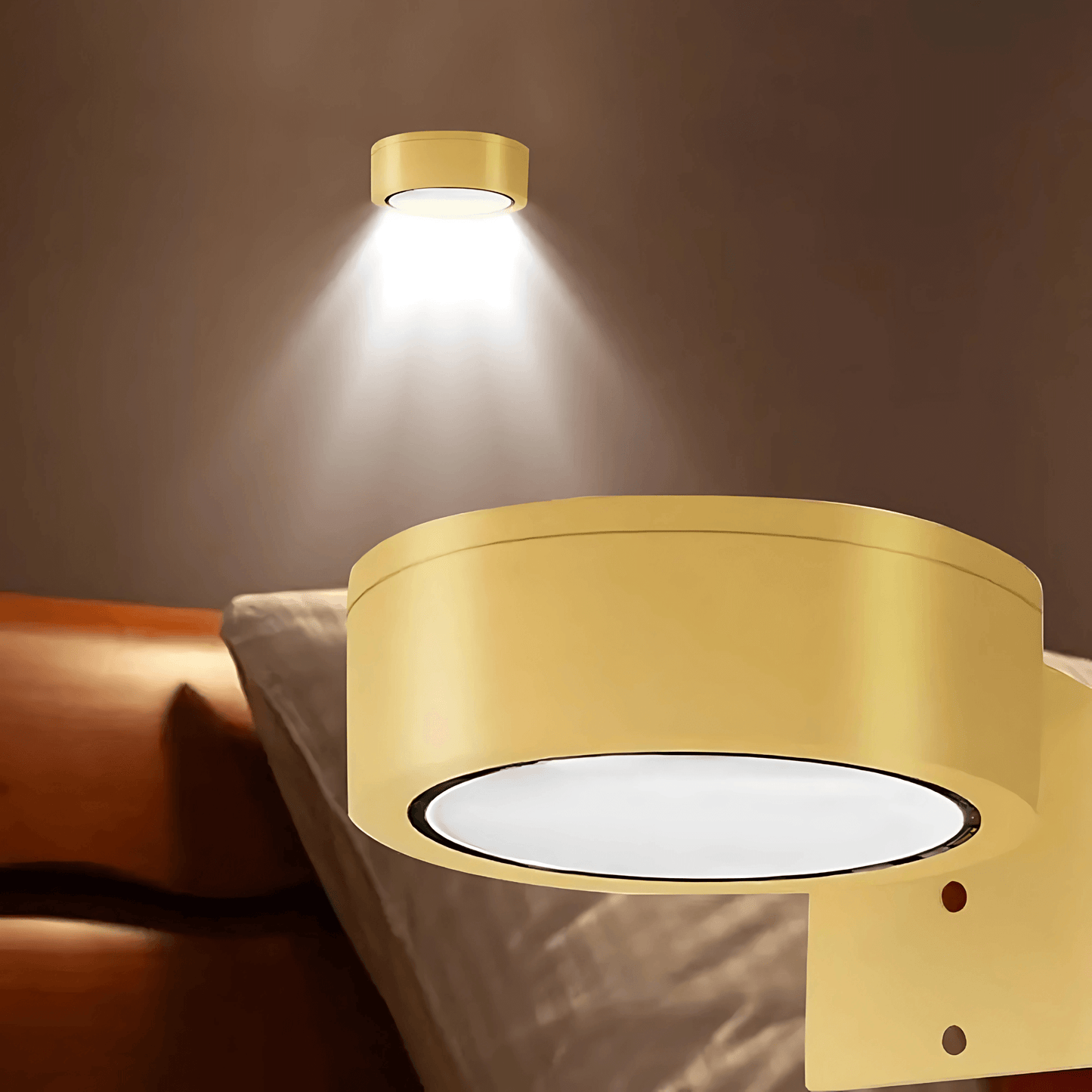 Versatile Magnetic Wall Lamp for Artistic Illumination