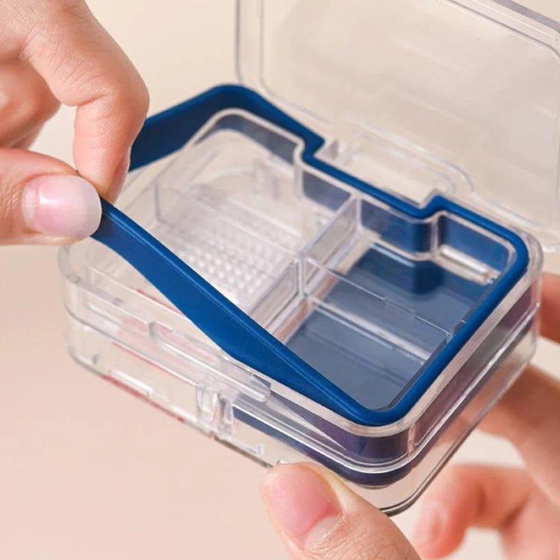 Smart Travel Pill Organizer for Health Management